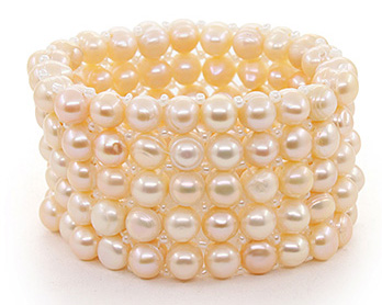 Браслет из жемчуга